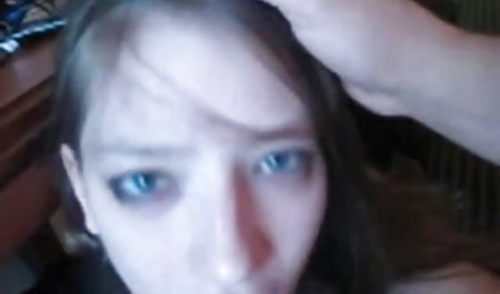 スキニージヴァイに乗ってビッグディックの後Blowjob 女の子 無料 エロ 動画