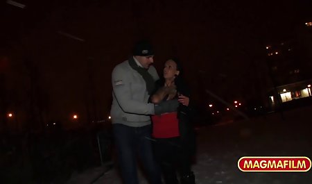 彼女のニーズにお金を自分のタトゥーのお座敷、彼女は非常に創造的人 エッチ 女の子 動画