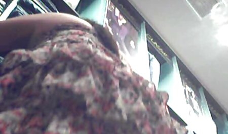 かわいい若い女性を満たしてbi-Bi-siのキャンプの学生... セックス の 無料 動画