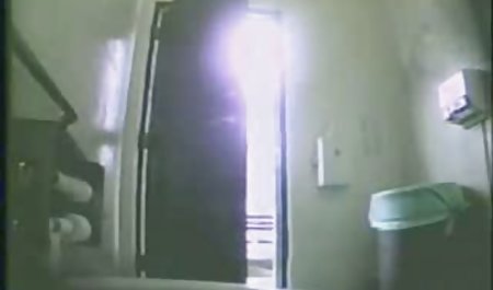 罪のない若い美しさを支払っと滑りのための盗難 おっぱい 無料 エロ 動画