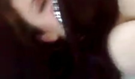 マッサージ室petite若いスペインの蜂蜜を薄くオリーブオイルを塗ったと聞 エッチ 動画 無 修正