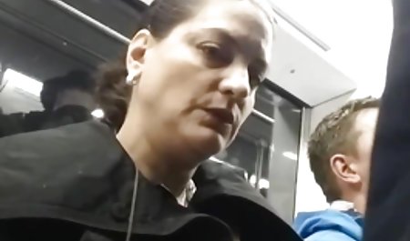 バーテンダー Fucks オイル マッサージ エロ 動画 milfと滑